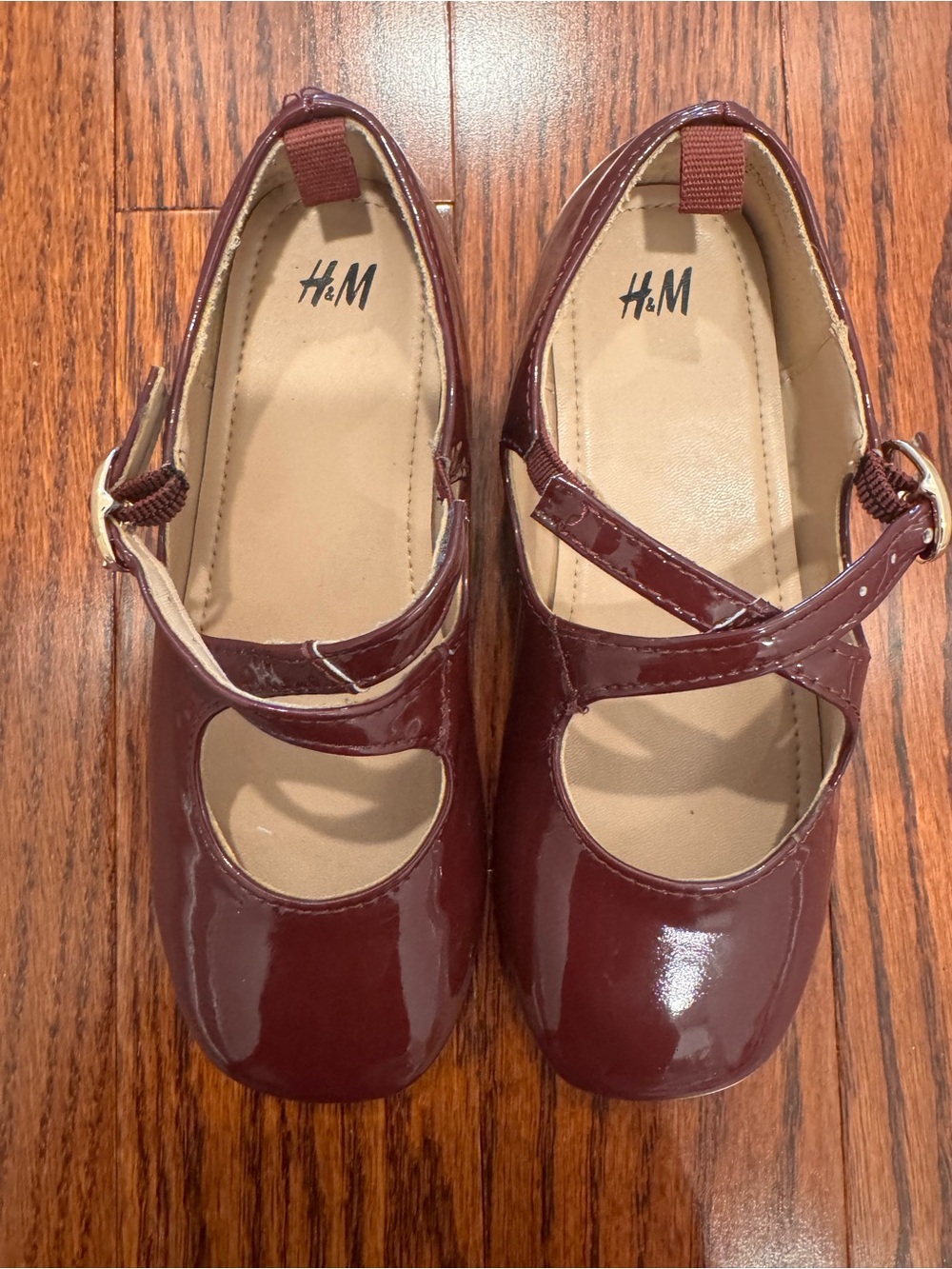 H&M Girls' Burgundy Patent Cross-Strap Mary Janes